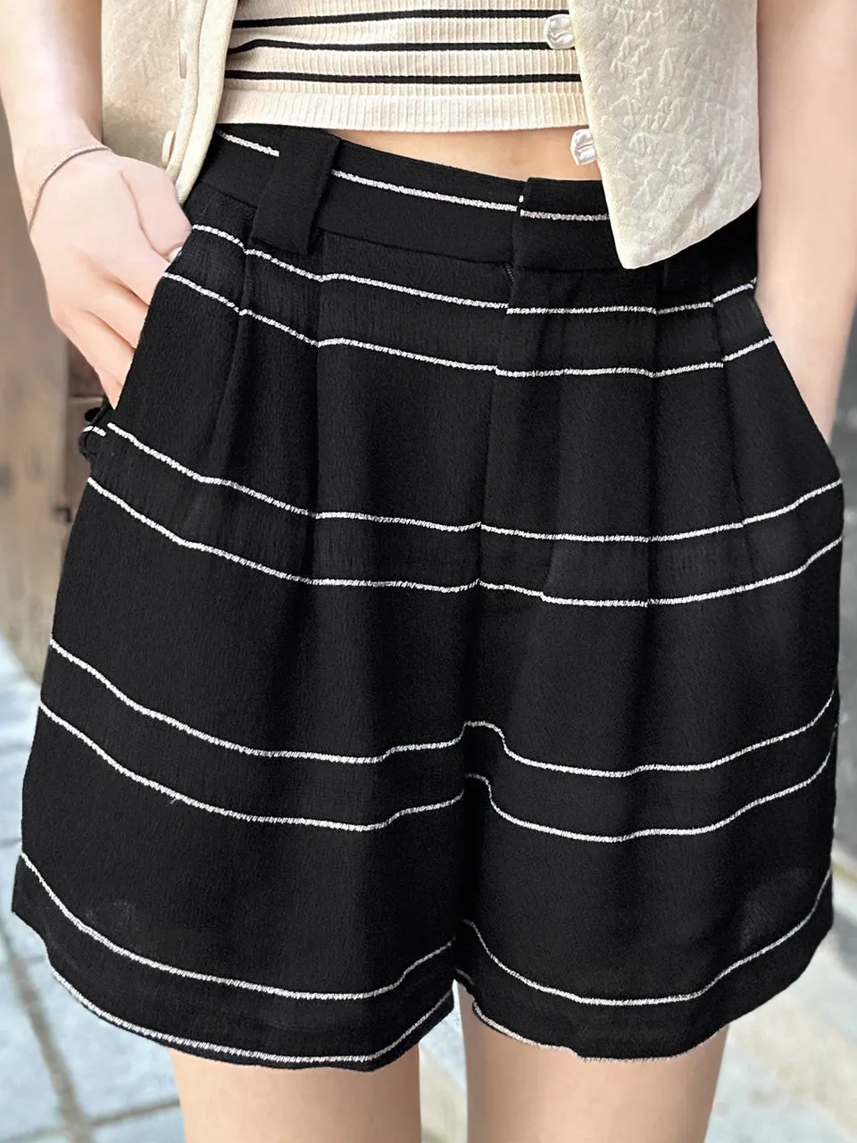 Black Stripe Pleated Detail Breezy Light-weighted Shorts