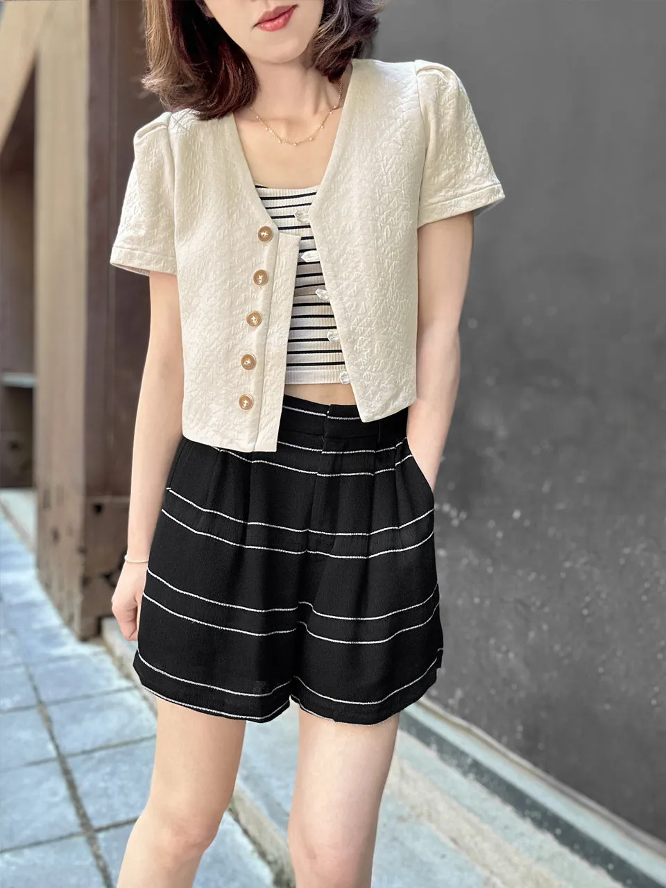 Black Stripe Pleated Detail Breezy Light-weighted Shorts