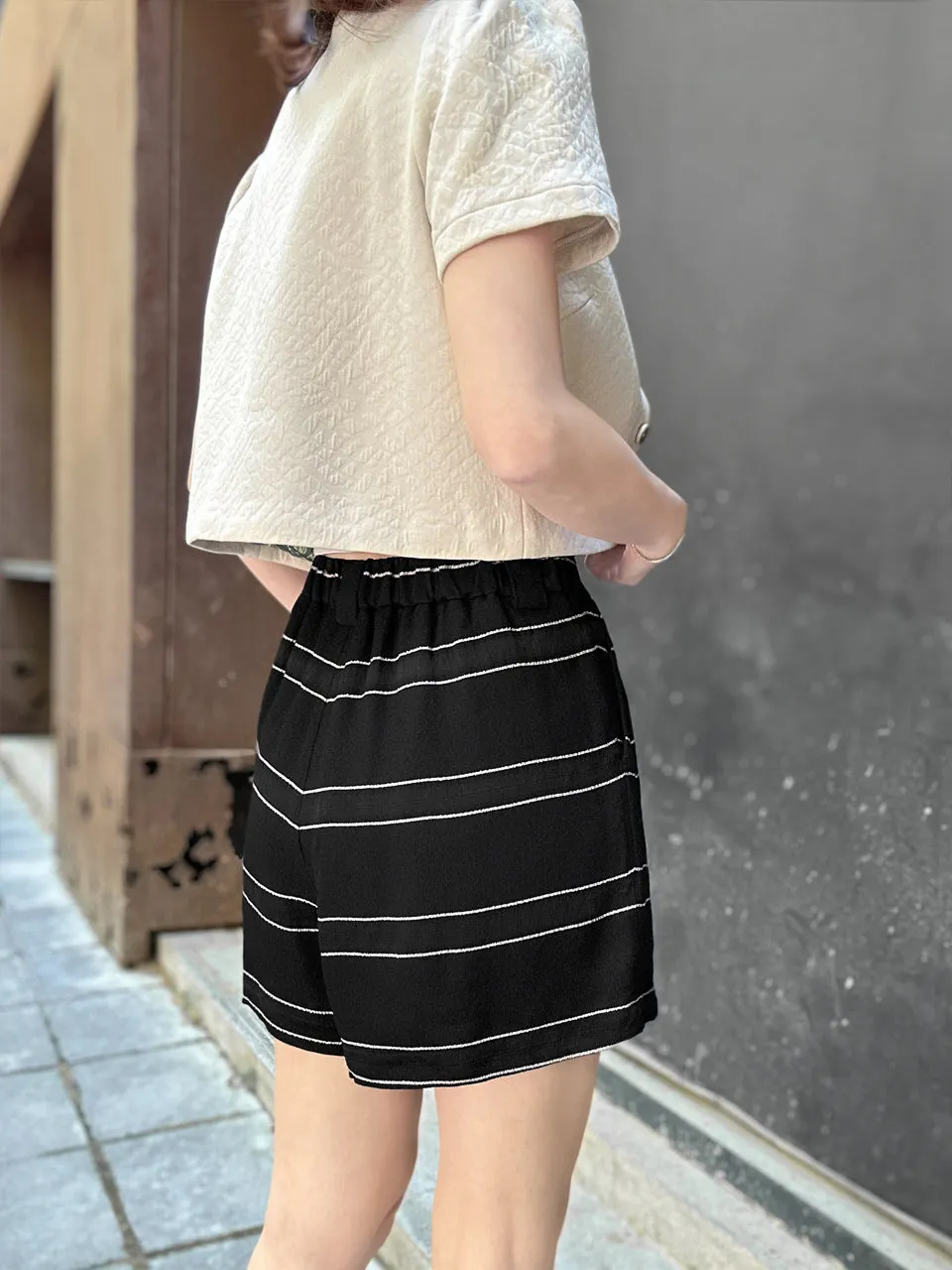 Black Stripe Pleated Detail Breezy Light-weighted Shorts