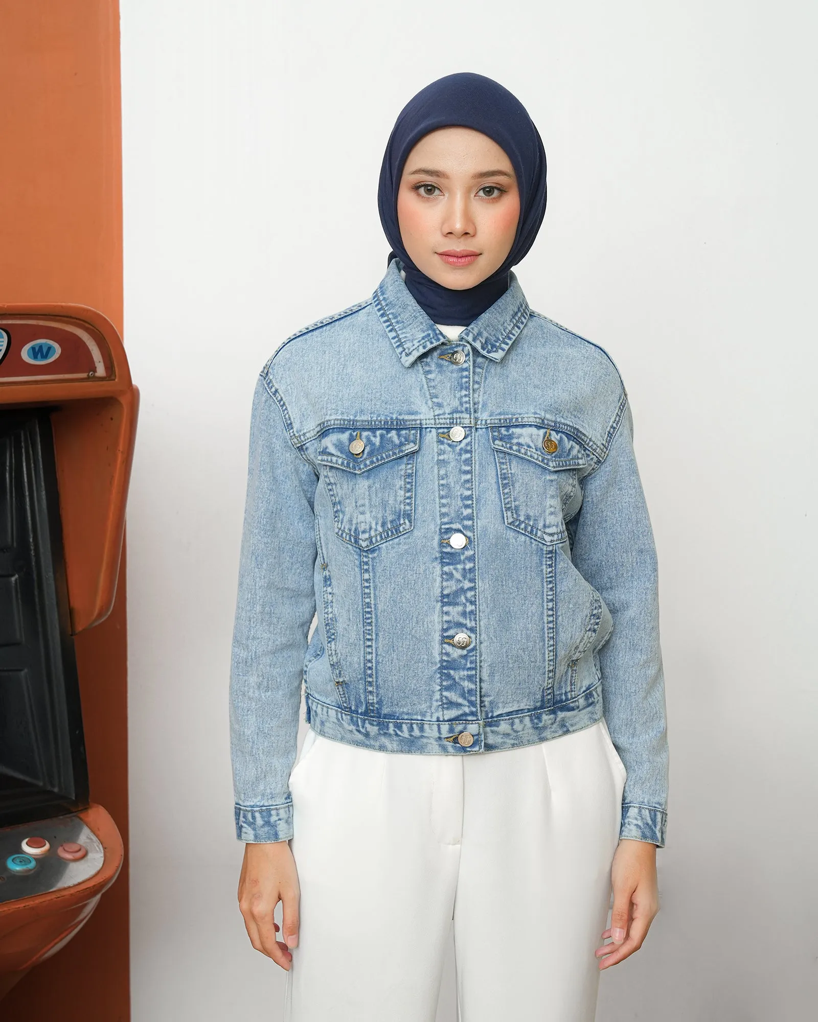 GENIRA DENIM CROP JACKET