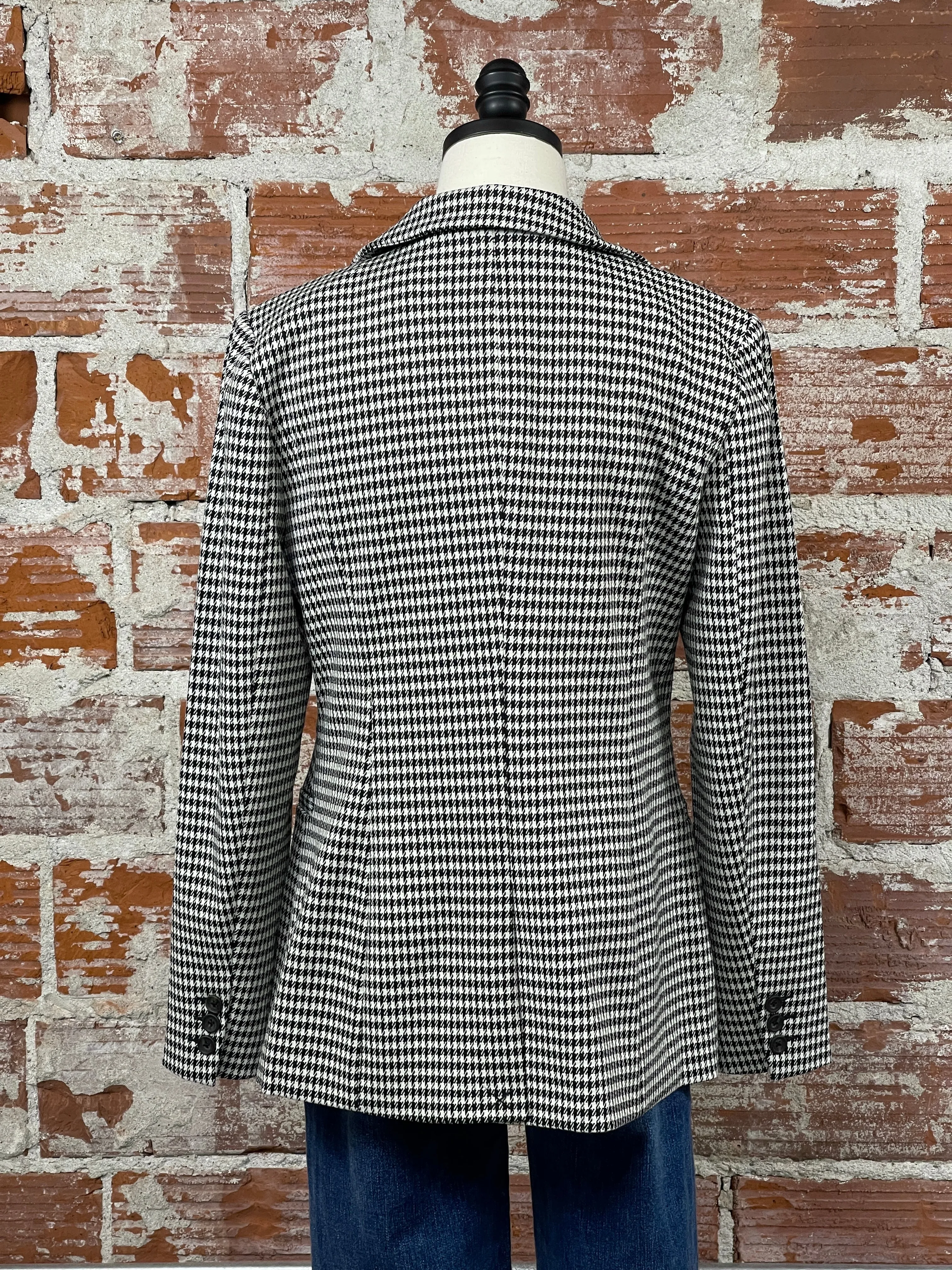 Thread and Supply Payton Blazer in Beige and Black Houndstooth